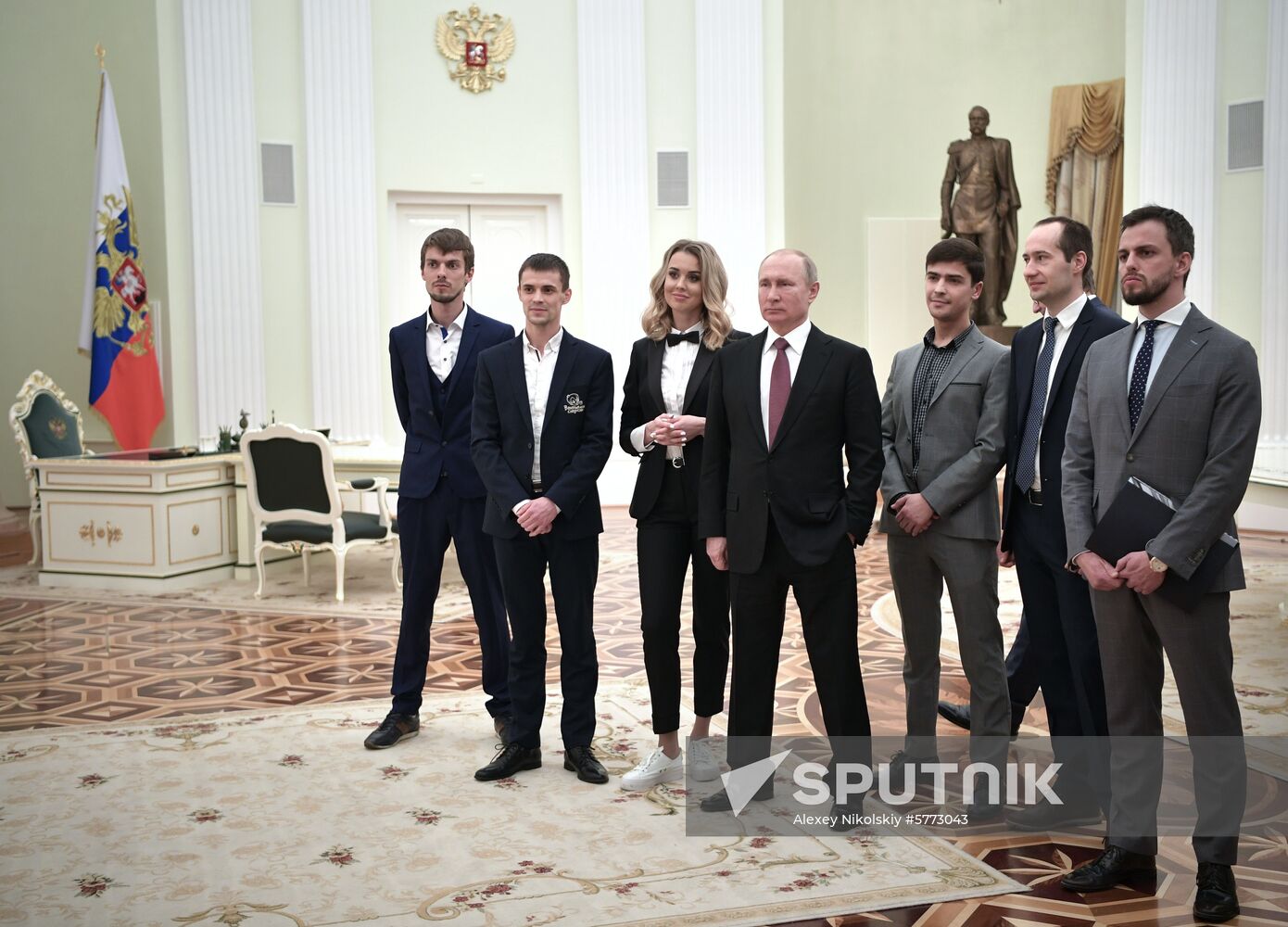 Vladimir Putin meets with 2019 Nemaly Business Prize winners