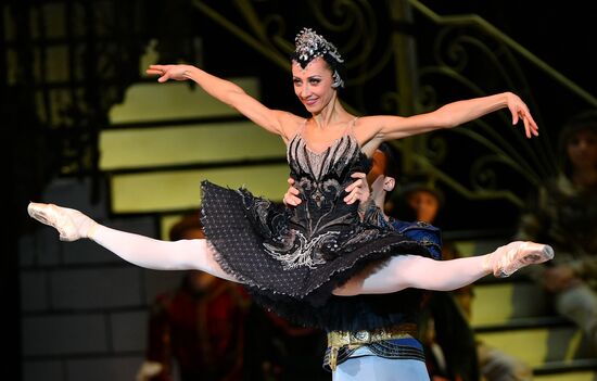 Russia Swan Lake Ballet