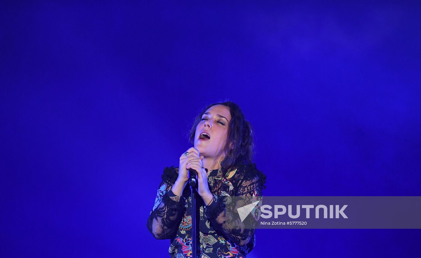 Russia Zaz Concert