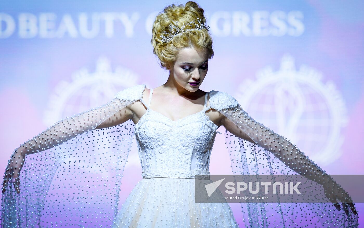 Azerbaijan Dress of the World Contest