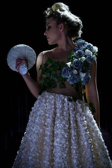 Azerbaijan Dress of the World Contest