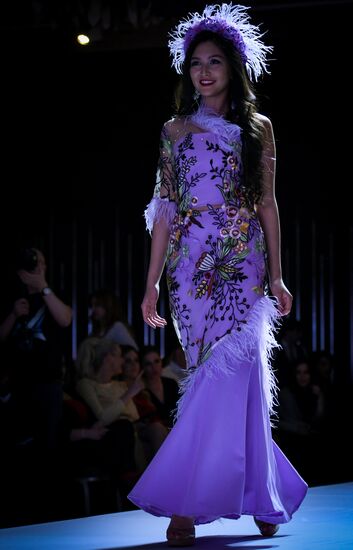 Azerbaijan Dress of the World Contest