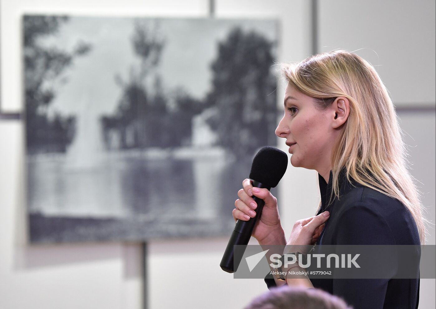 February 12, 2019. A participant in Russian President Vladimir Putin's meeting with the public on implementing the Housing and Urban Environment national project during his visit to the Moskovsky Culture and Sports Center. Location: Russia, Republic of Tatarstan, Kazan. Author: Aleksey Nikolskyi/Sputnik. President Putin's working trip to Tatarstan
