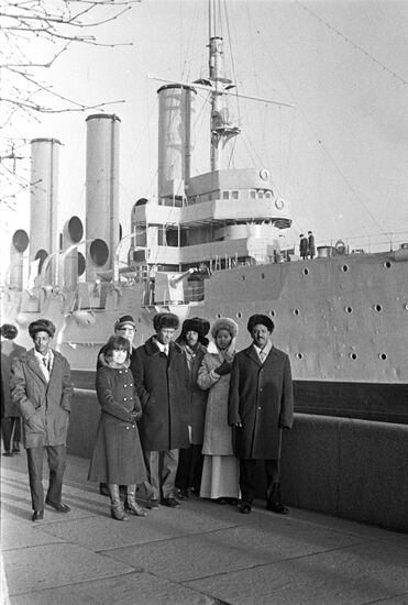 Delegation of Somali Republic visits Leningrad