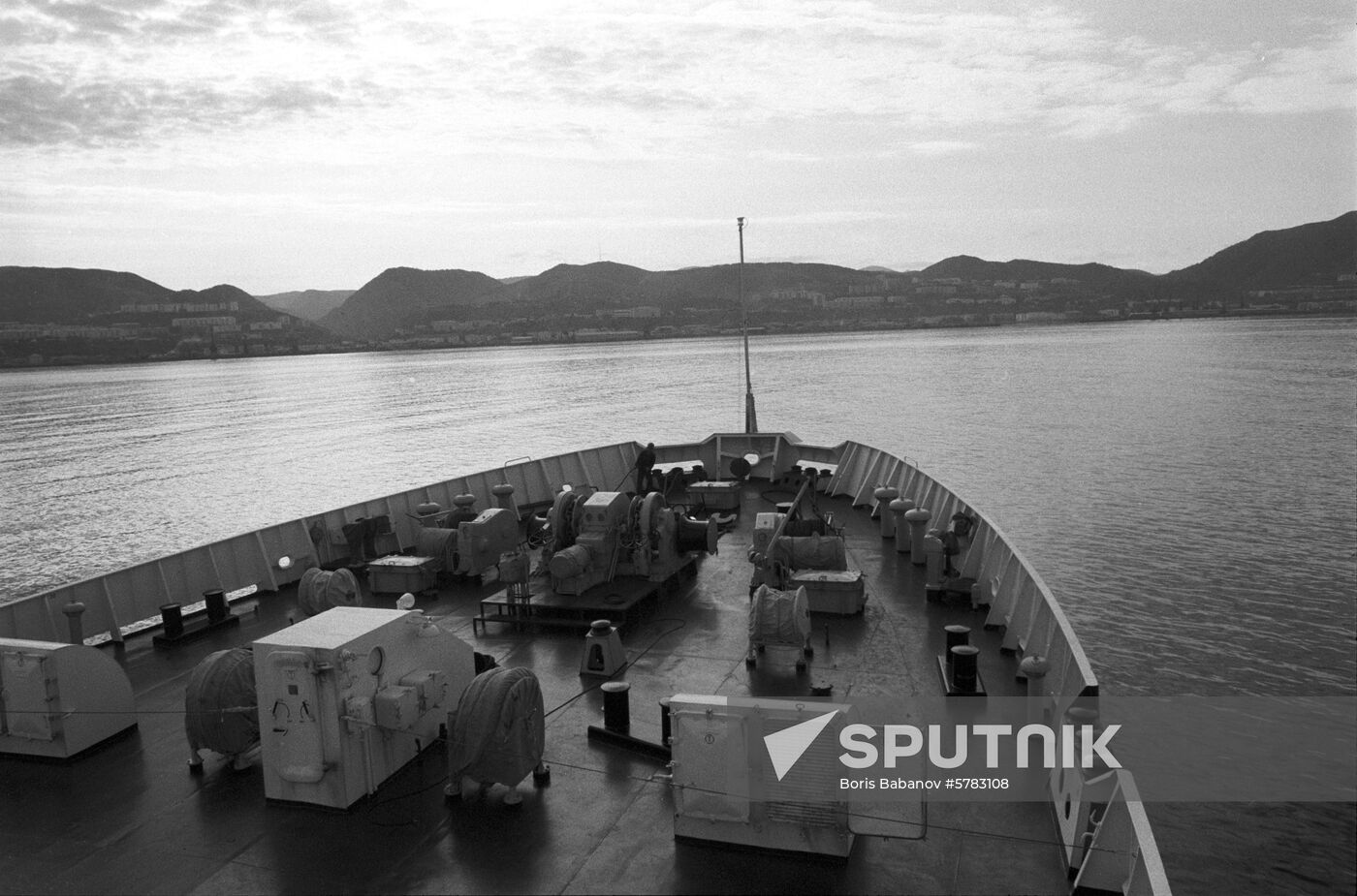 Diesel-electric ship Sakhalin-8