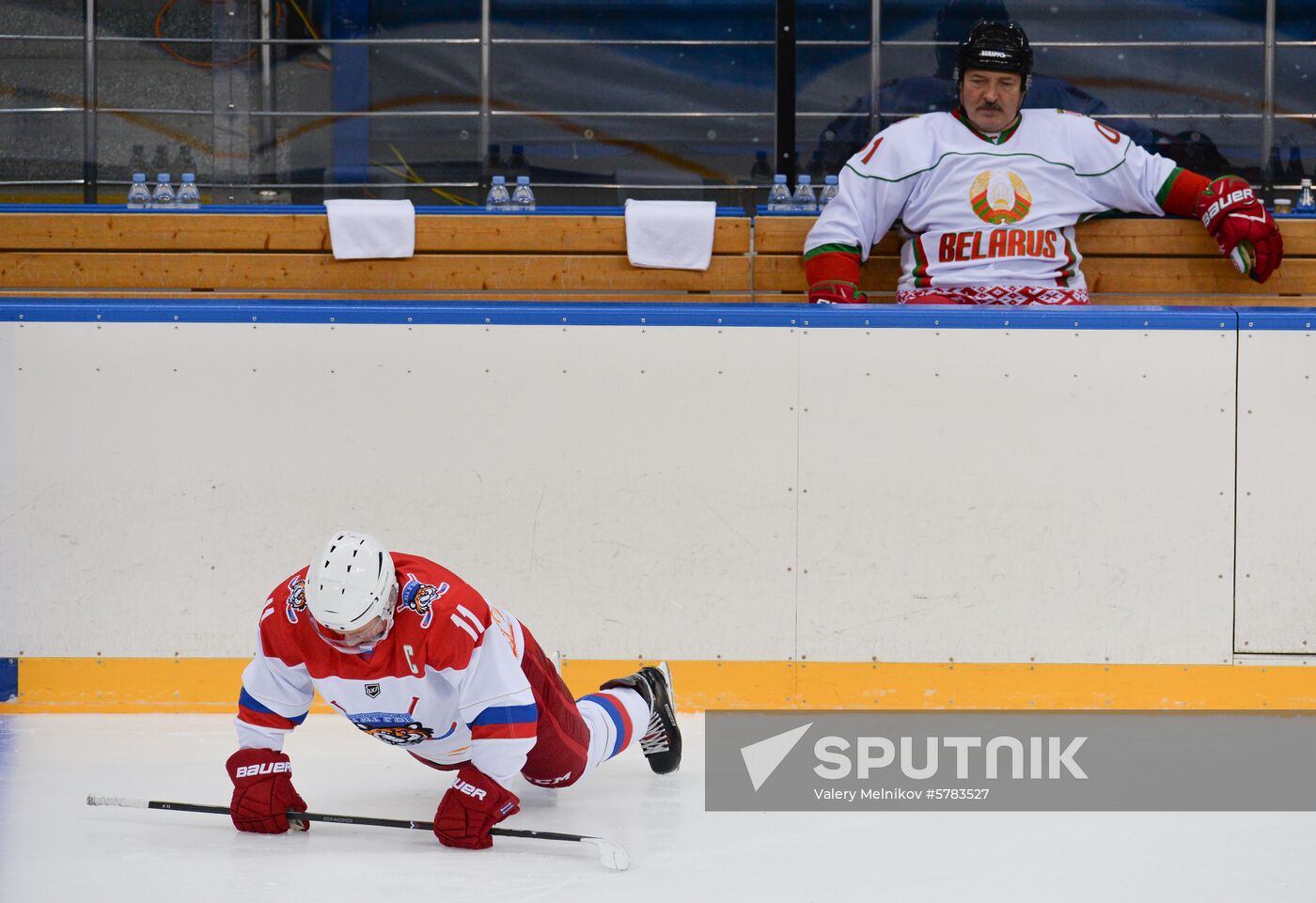 Russia Putin Lukashenko Ice Hockey