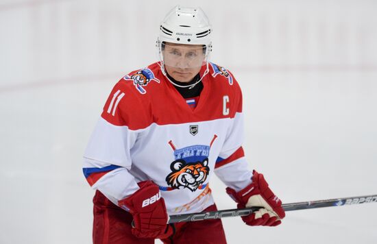 Russia Putin Lukashenko Ice Hockey
