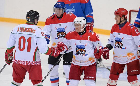 Russia Putin Lukashenko Ice Hockey