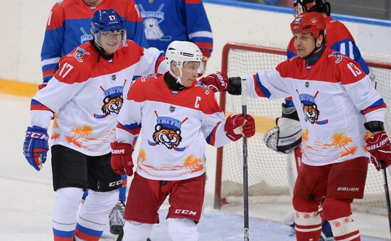 Russia Putin Lukashenko Ice Hockey