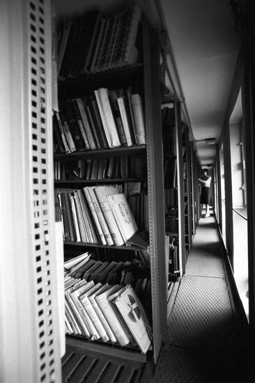 Library for foreign literature