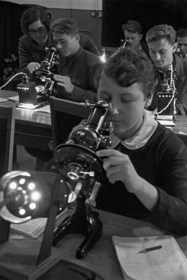 Students at laboratory