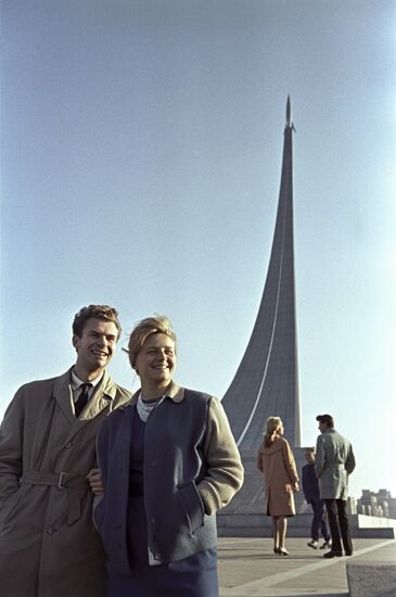 Monument to space conquerors