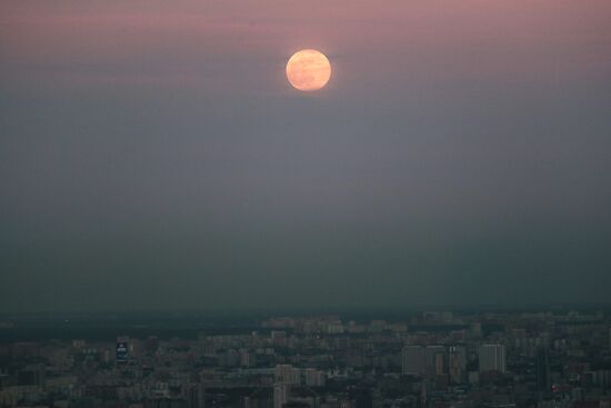 Russia Full Moon