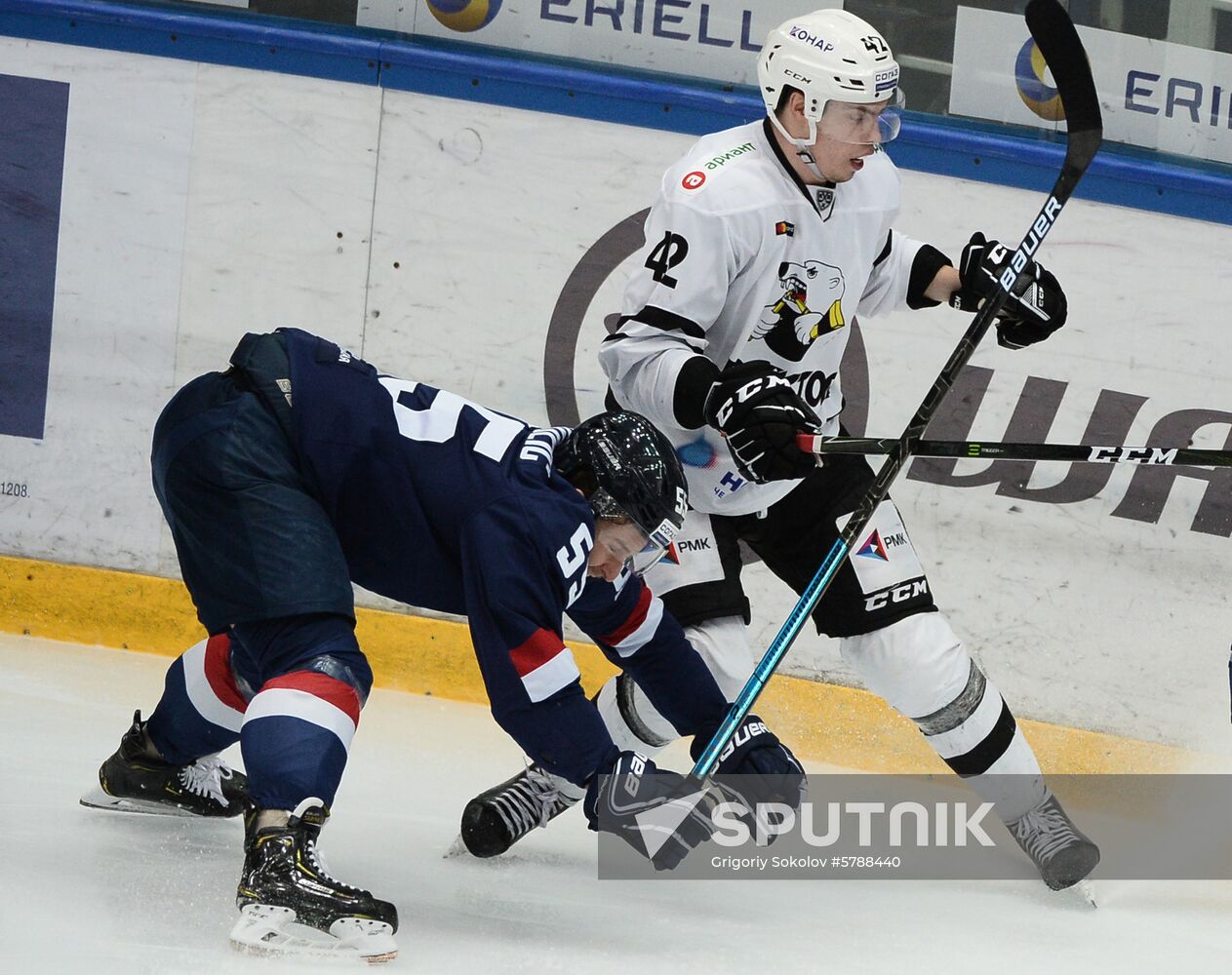 Russia Ice Hockey Torpedo - Traktor