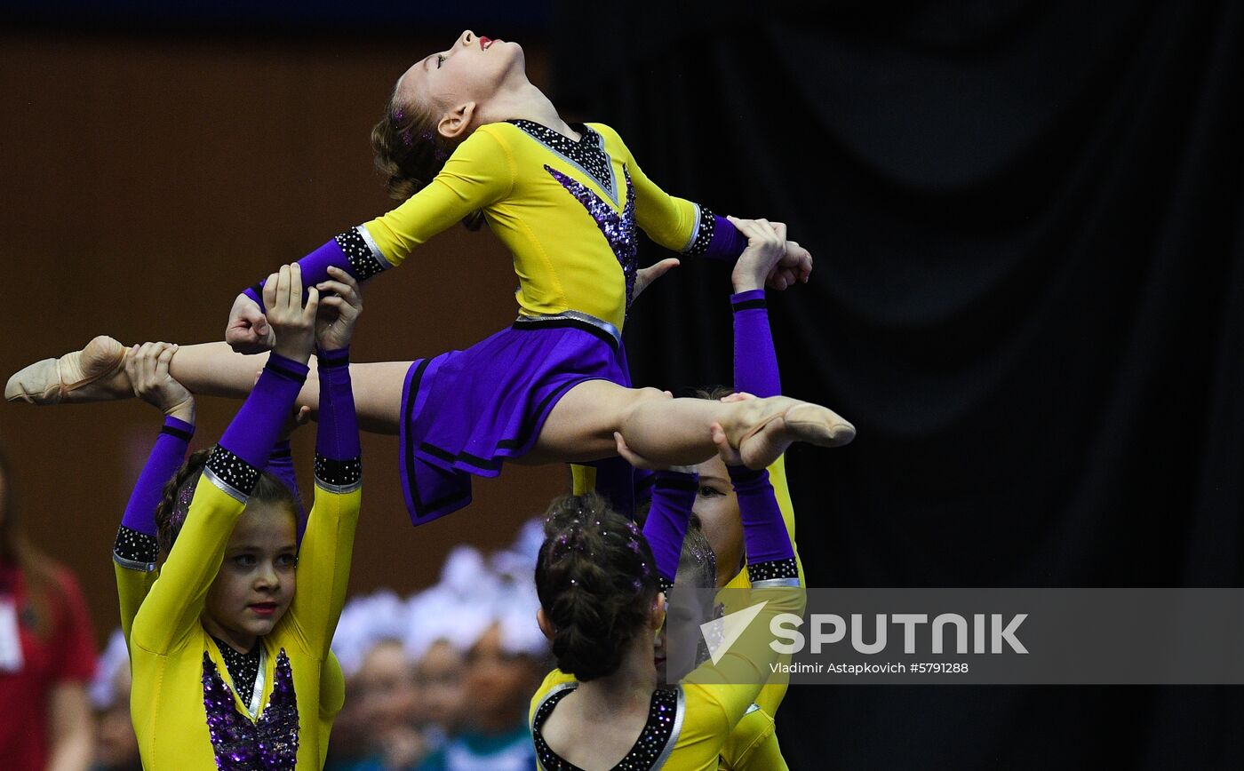 Russia Cheerleaders