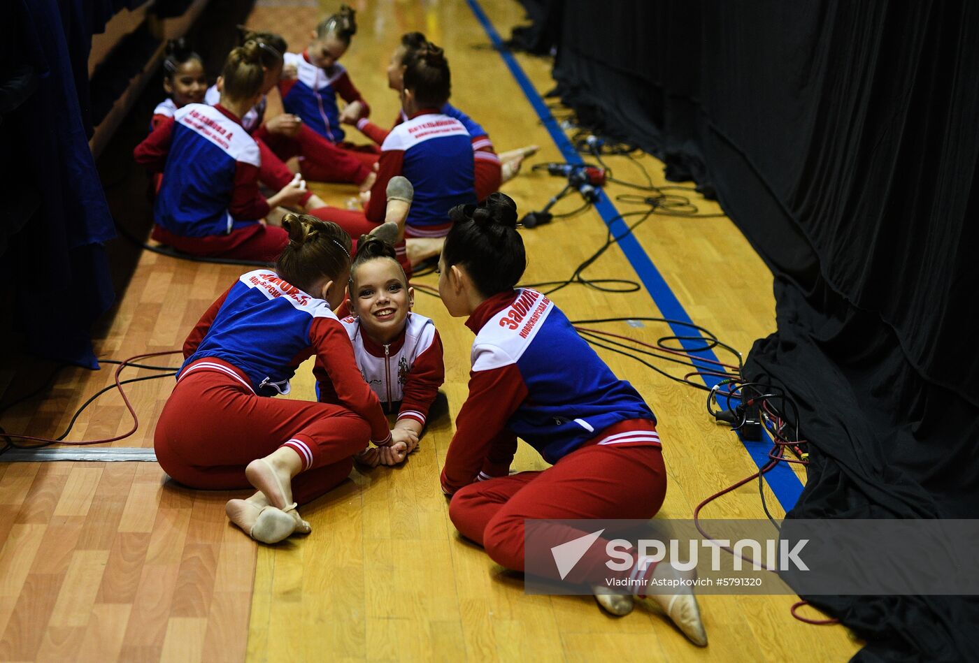 Russia Cheerleaders