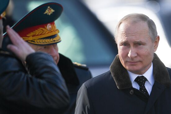 Russia Putin Defender Of The Fatherland Day