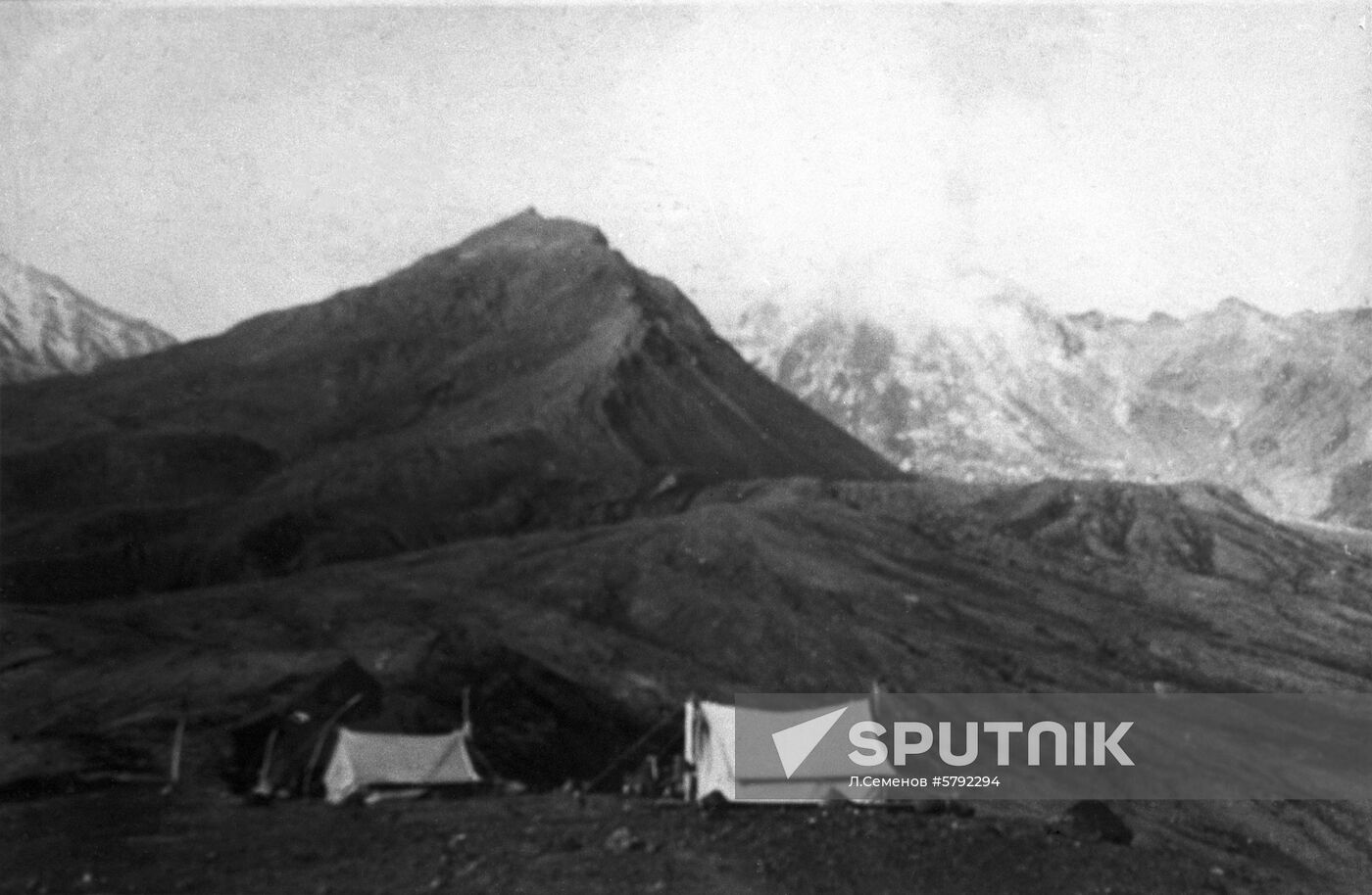 Volcanologists' camp in Kamchatka