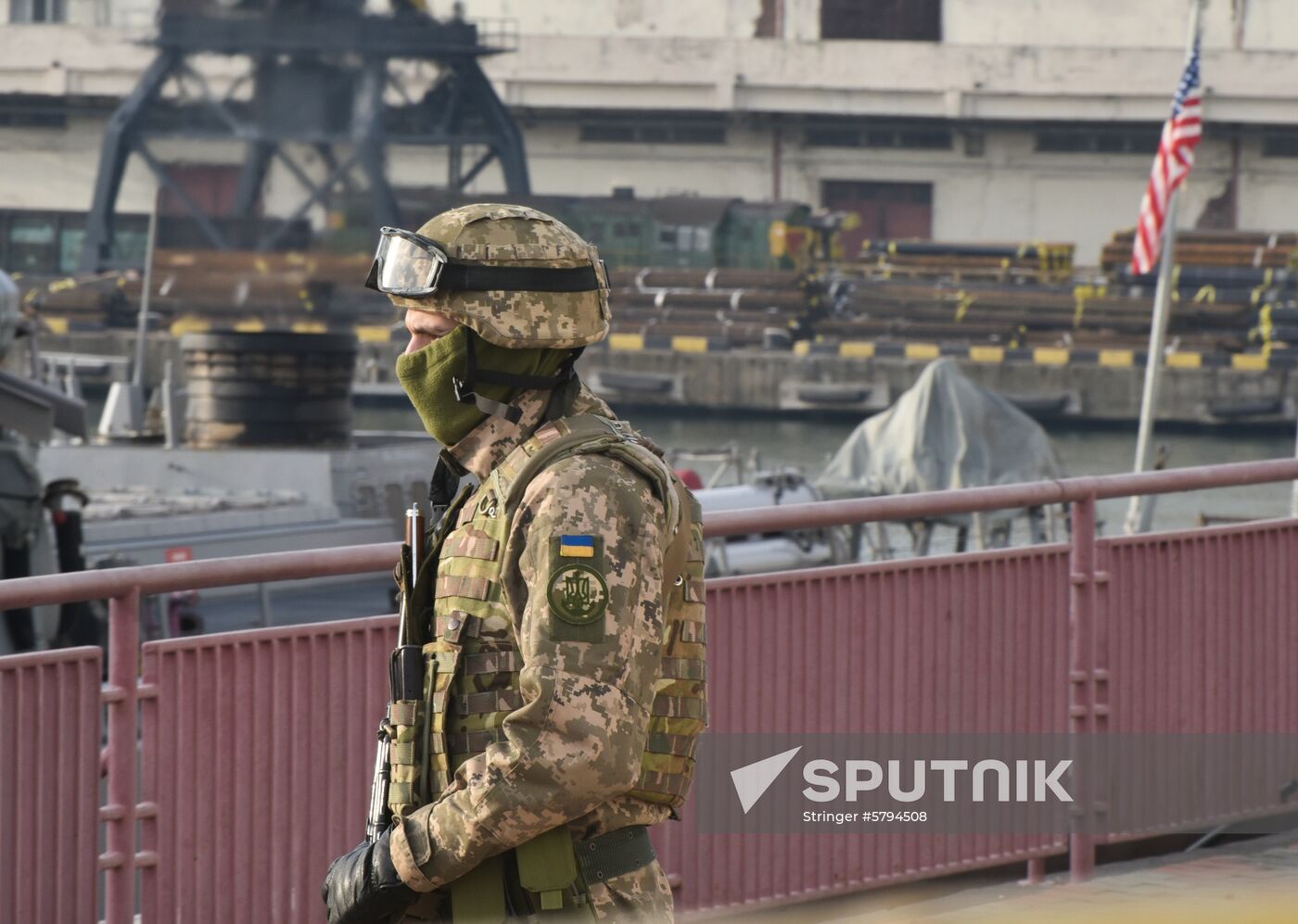 Ukraine US Ship
