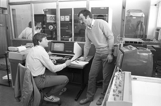 Scientists Gennady Polishchuk and A.Fedorenko