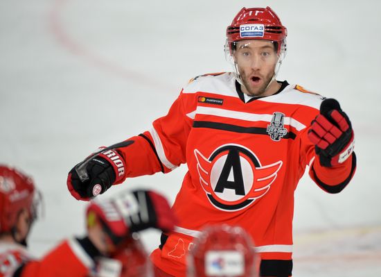 Russia Ice Hockey Avtomobilist - Traktor