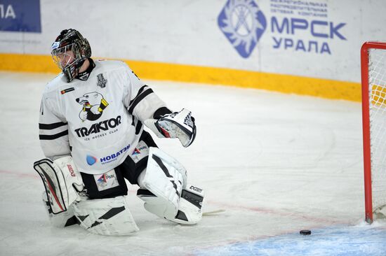 Russia Ice Hockey Avtomobilist - Traktor
