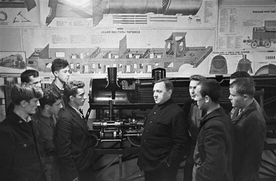 Students from Moscow Institute of Transport Engineers
