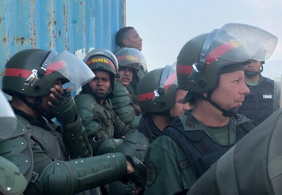 Venezuela Colombia Border 