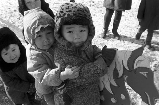 Tuvan children