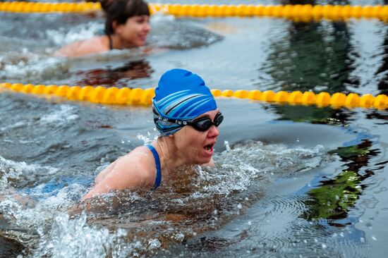 Russia Winter Swimming