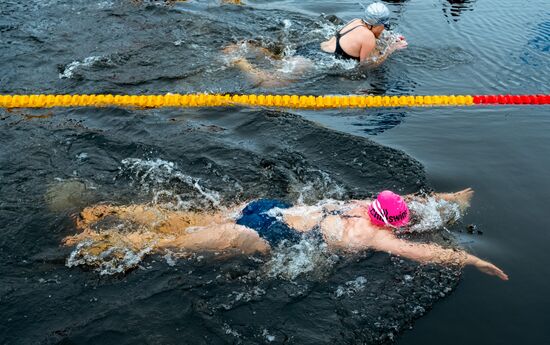 Russia Winter Swimming