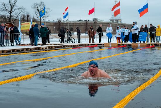Russia Winter Swimming
