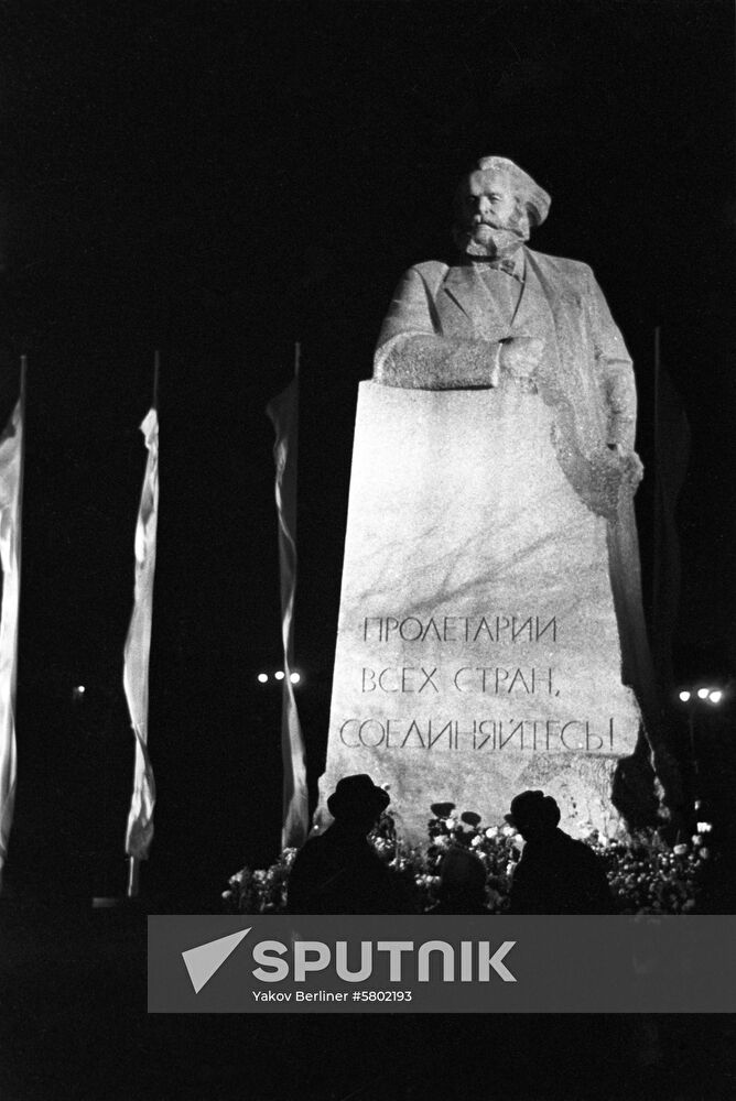 Statue of Karl Marx