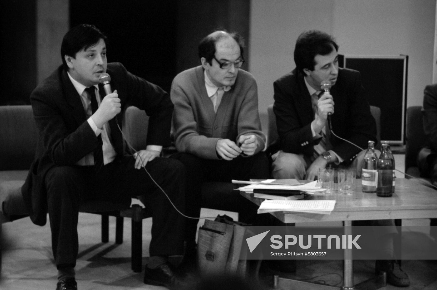 News conference, 'Informal groups in the USSR'