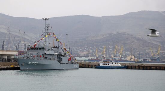 Russia Turkey Warships