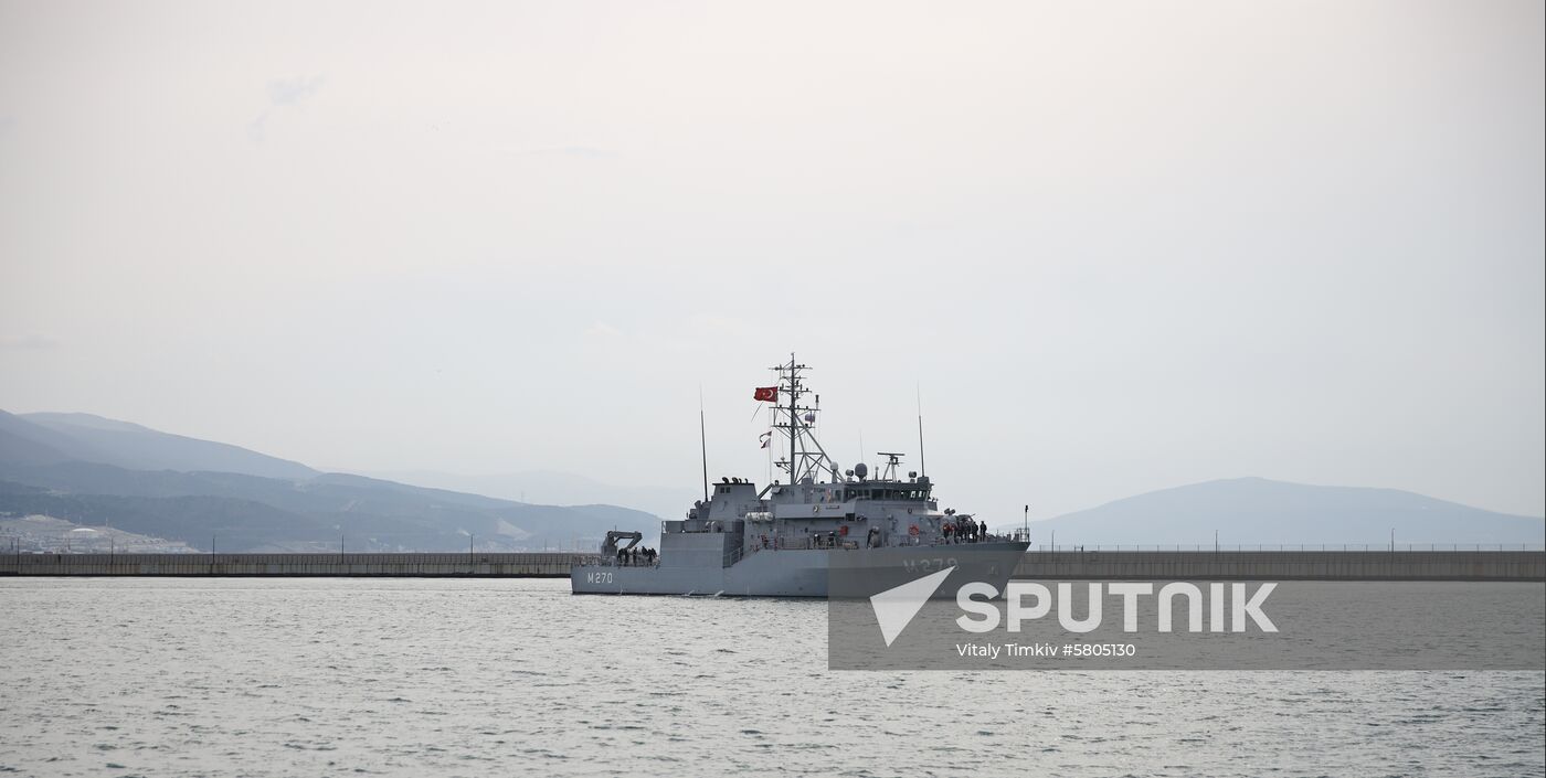 Russia Turkey Warships