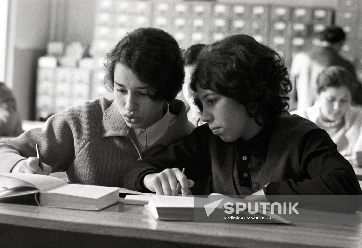 Sukhumi residents Naira and Margarita