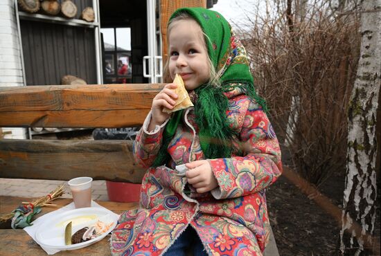 Russia Pancake Week