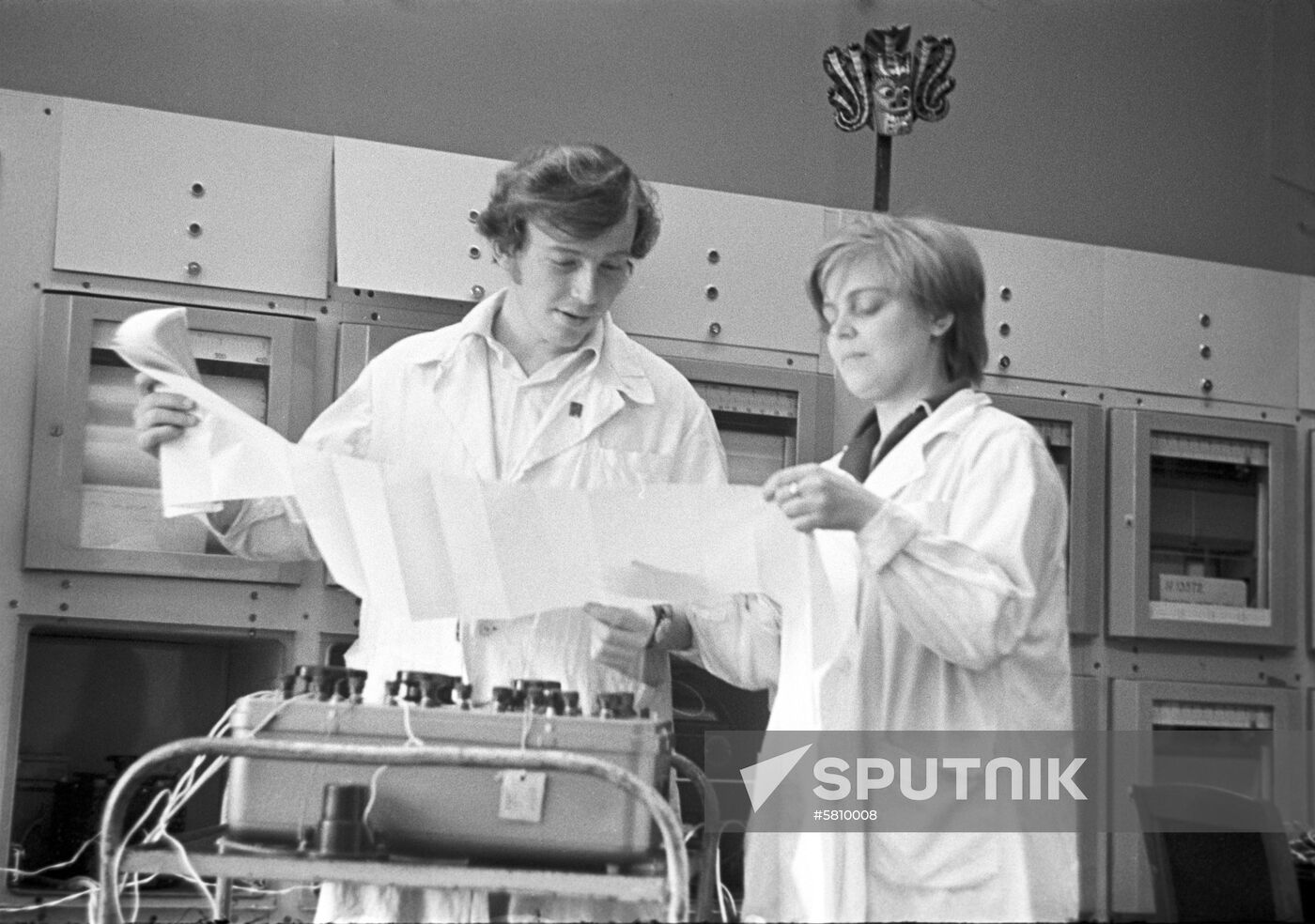 Moscow instrument engineering plant Manometer