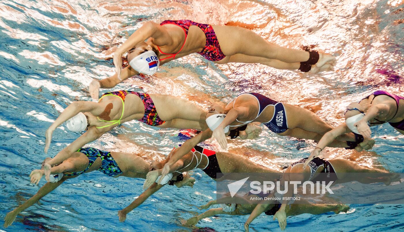 Russia Synchronized Swimming