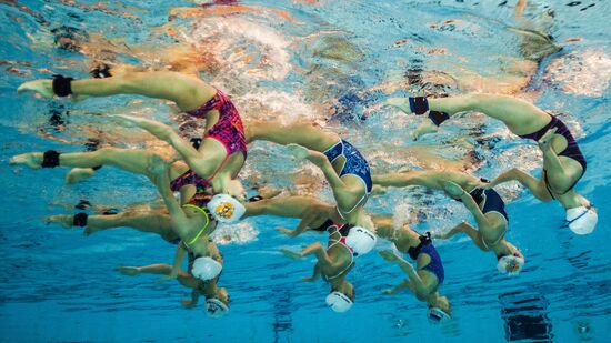 Russia Synchronized Swimming
