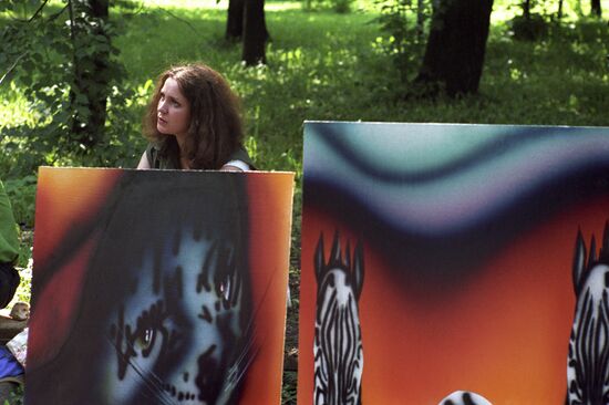 Vernissage in Izmailovsky Park