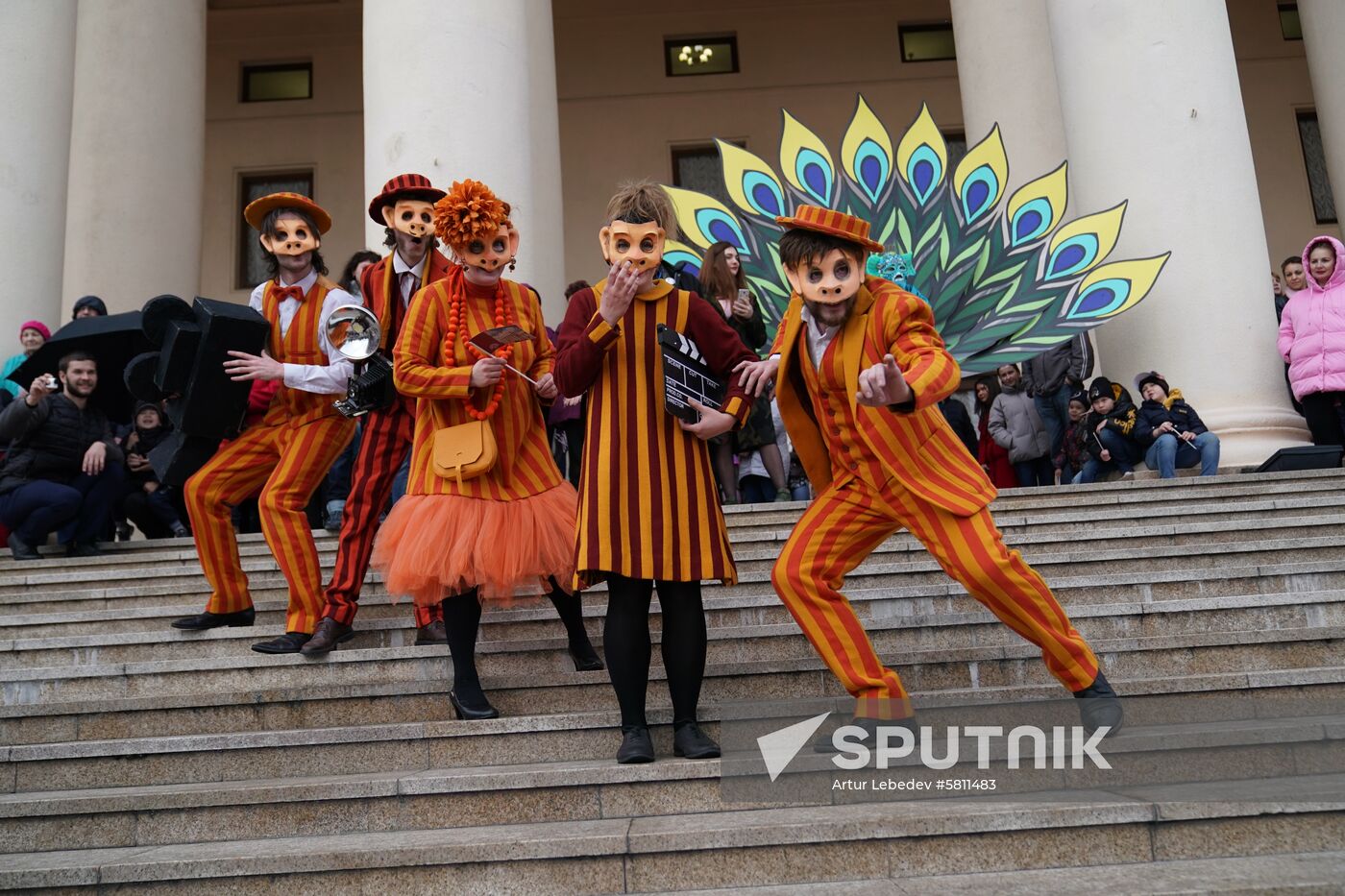 Russia Street Theatre Parade