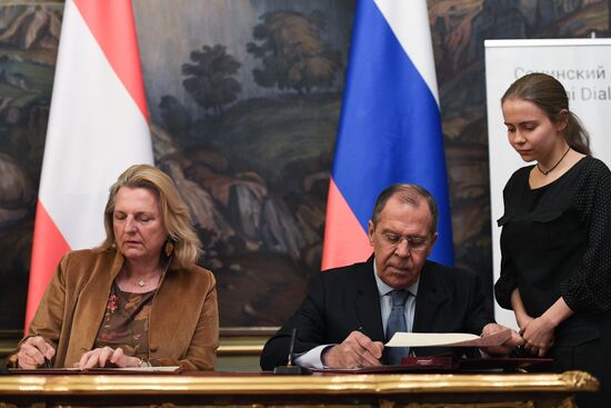 Russia Austria