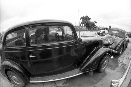 Moscow hosts exhibition-parade of vintage cars
