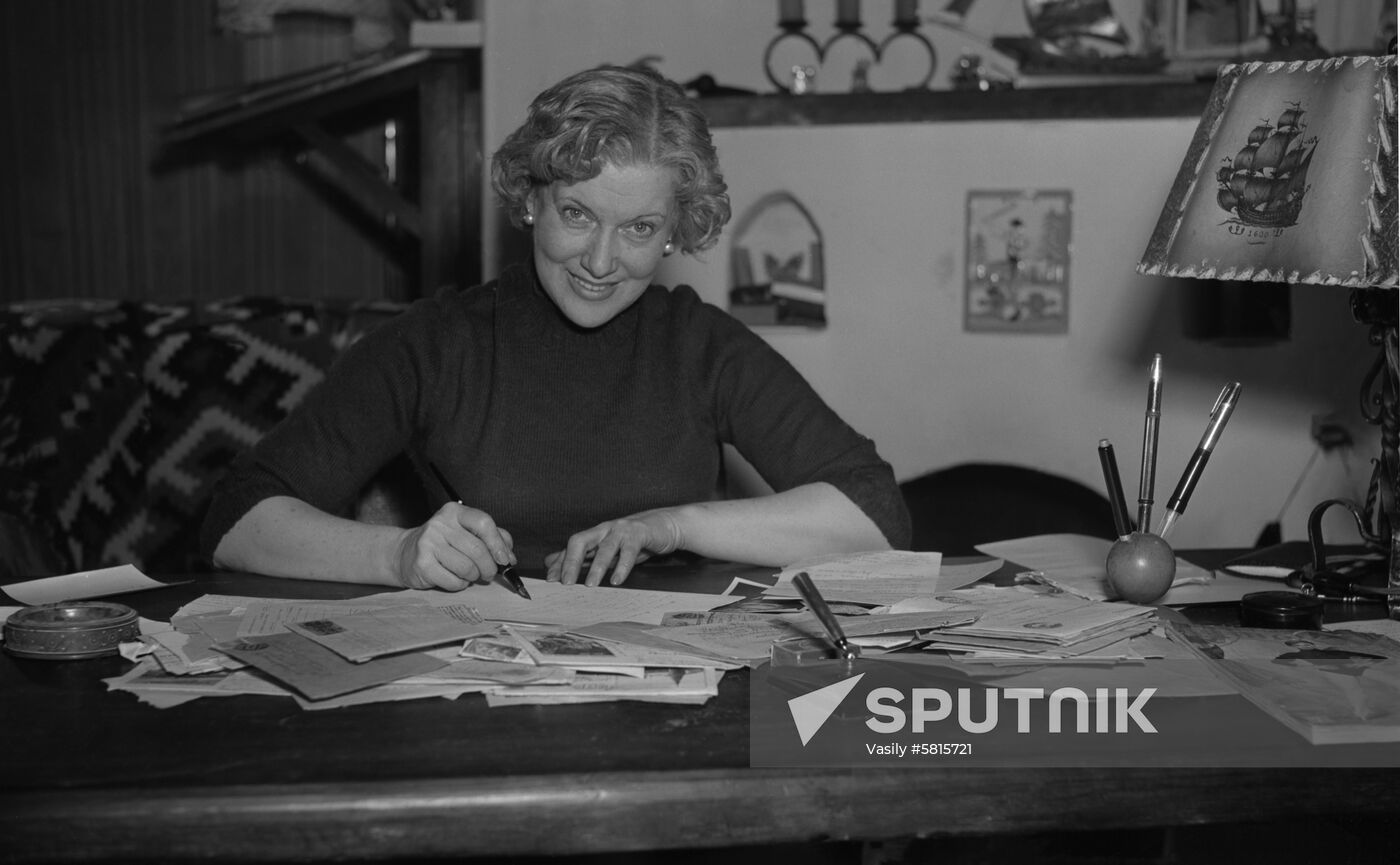 Soviet actress Lyubov Orlova