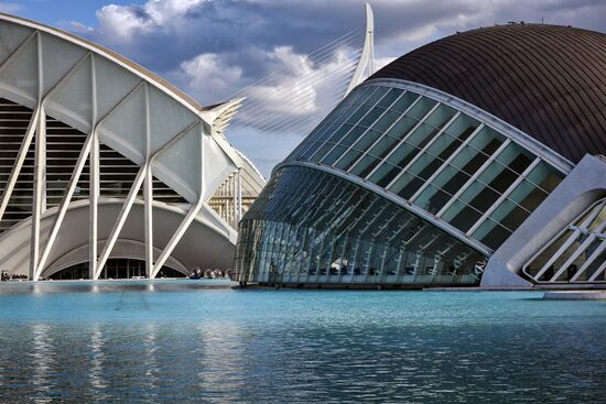 Cities of the world. Valencia
