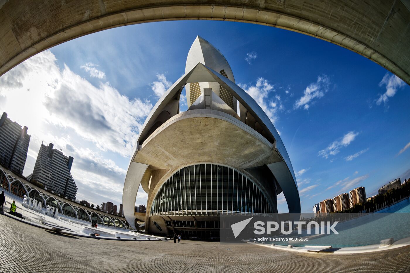 Cities of the world. Valencia