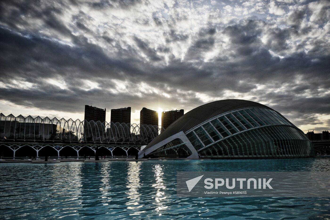 Cities of the world. Valencia