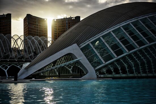 Cities of the world. Valencia